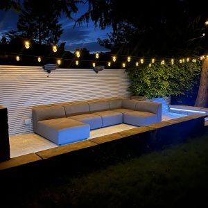 Full Circuit Electrical - Outdoor Living Room Light Installation